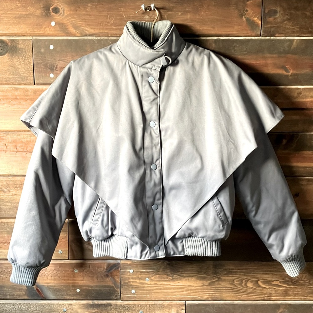 🩶FAVORITE🩶 Adorable Grey Insulated Jacket